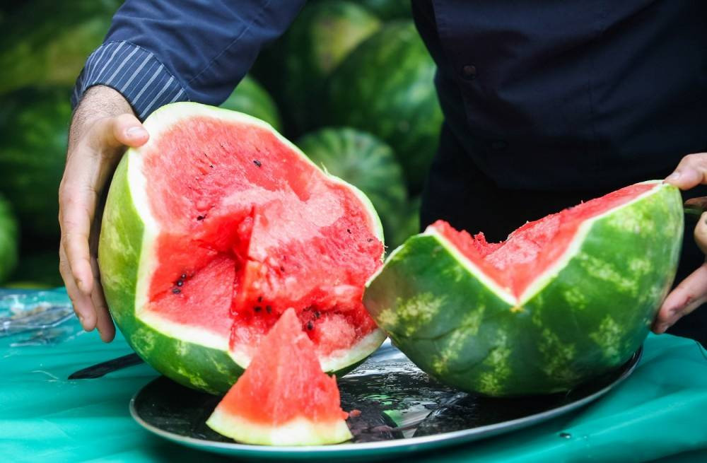 Usta manavlar biliyor sadece bu sırları! Karpuz seçerken yapın asla kelek çıkmıyor - Resim: 40
